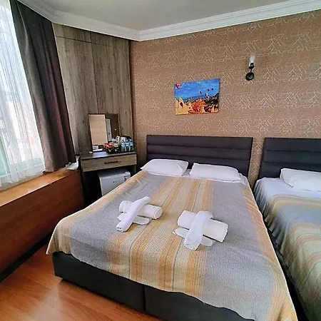 Ξενοδοχείο Omega Luxx 3*