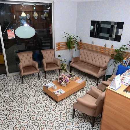 Hotell Omega Luxx 3*